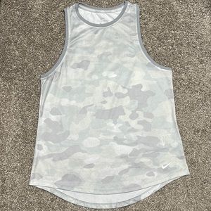 🌻FOR BUNDLES ONLY🌻 Nike sports top